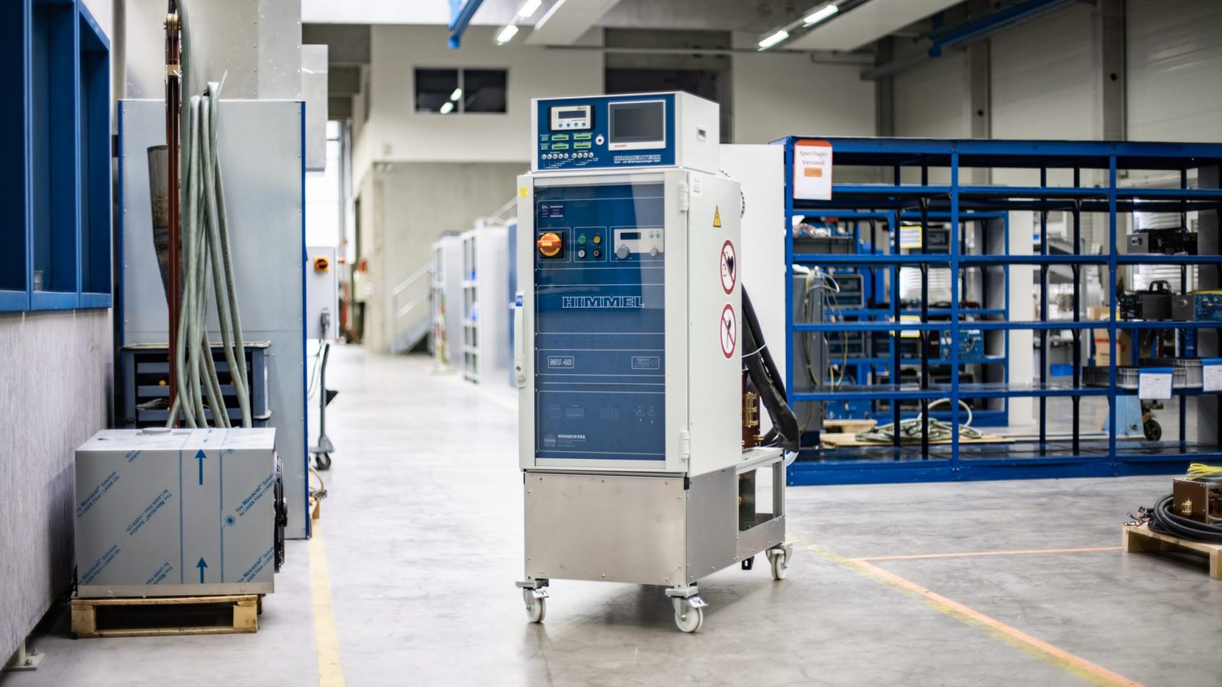 Smart Upgrade Einheit auf Umrichter in Werkshalle